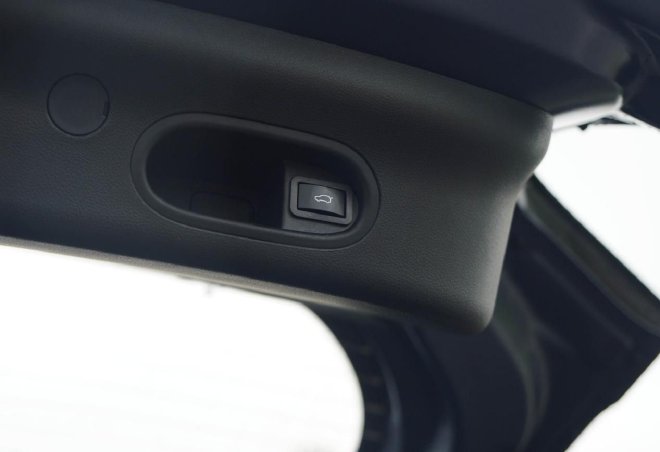 和年轻人玩到一起 东风奕派纳米01Cross试驾