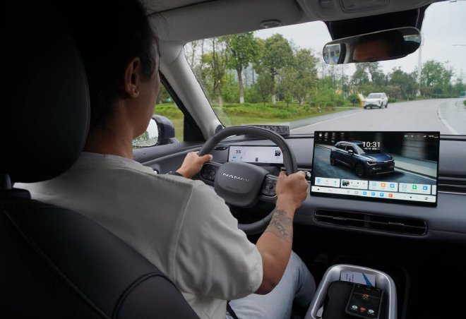 和年轻人玩到一起 东风奕派纳米01Cross试驾