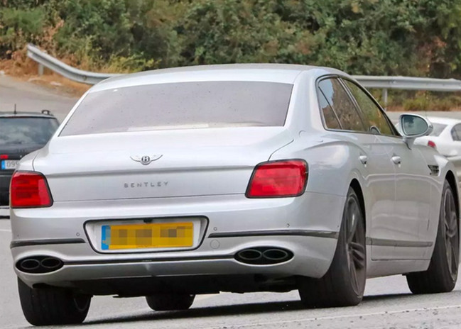 宾利全新飞驰售价曝光！搭6.0T引擎/增混动系统