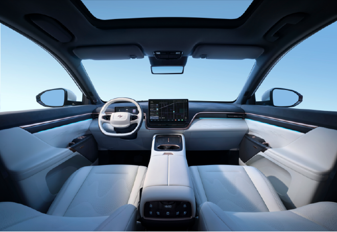 东风奕派008正式上市 售价21.66万元