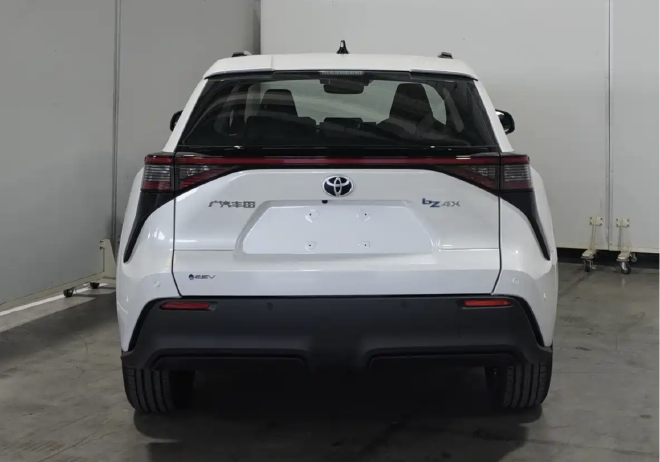 前脸调整 广汽丰田新款铂智4X申报信息曝光