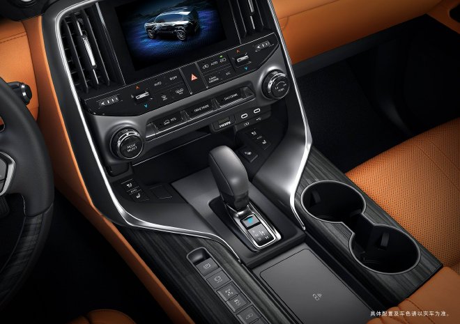 2024广州车展：雷克萨斯LX 700h正式上市