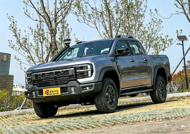 全球智能越野皮卡 出厂即战力 试驾奇瑞威麟R08 PRO