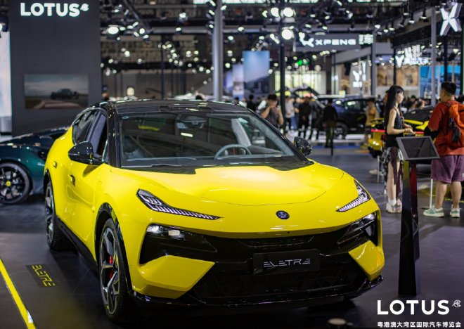 路特斯纯电超跑SUV ELETRE