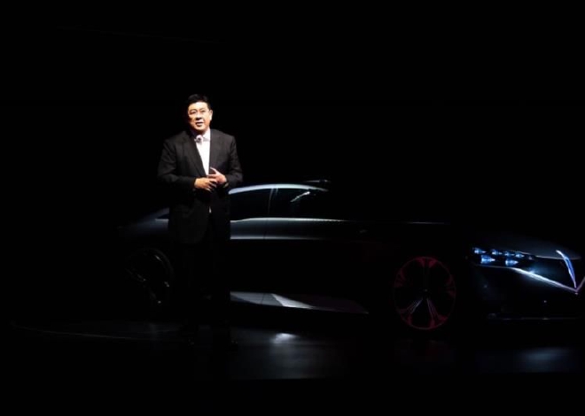 “生命之光”辉映BeyonCa全球亮相