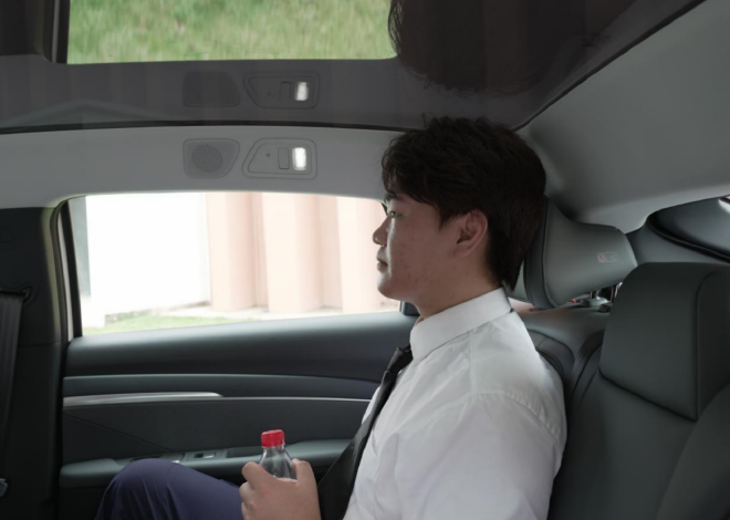 给年轻人的惊喜：小鹏MONA M03内饰体验