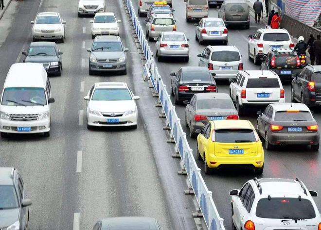 终于止跌回升！ 中国广义乘用车零售销量13个月来首次同比增长