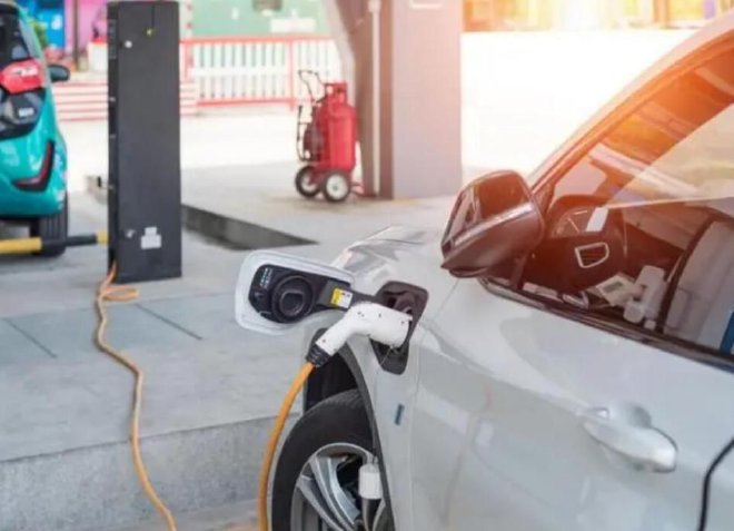 车圈热搜 新能源车充电费会狂飙吗 上汽与奥迪携手造电动车