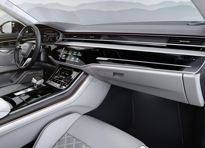 新增S-Line运动版 中期改款奥迪A8首发亮相