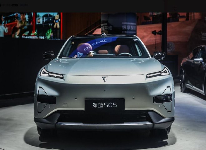 深蓝李攀：全新S07舒适智能再进阶 新势力央企开启全面冲刺