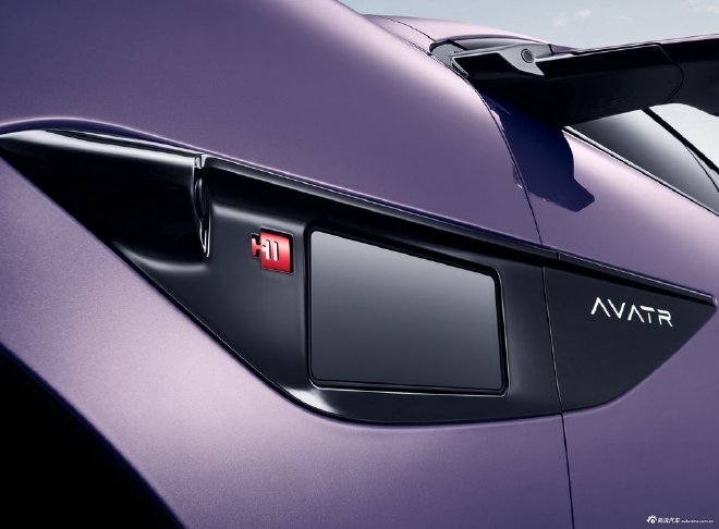 阿维塔12正式上市 售30.08-40.08万元