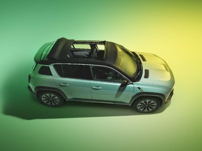 巴黎车展 | 传奇车型带“电”而归！雷诺4 E-Tech迎来全球首发