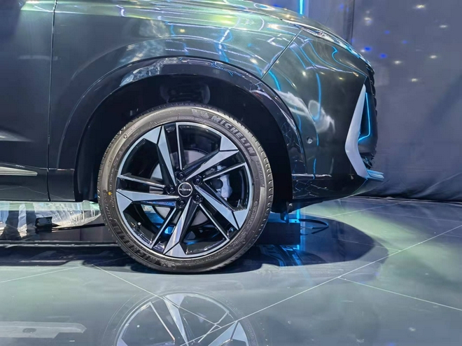 2021广州车展探馆：上汽荣威新款RX5 MAX及iMAX8特别版