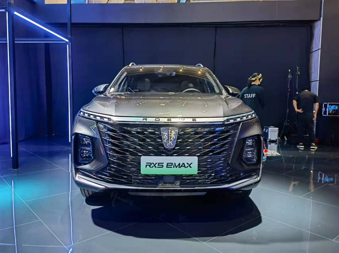 2021广州车展：荣威新款RX5 MAX预售价12.98万起