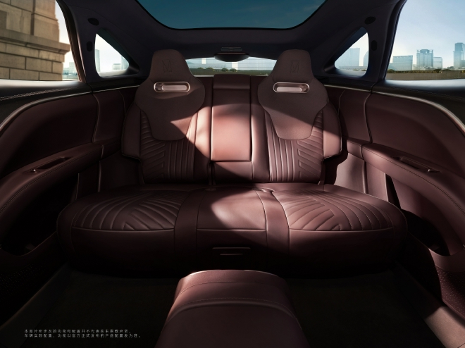 双10.25+15.6寸屏幕 阿维塔11内饰官图公布