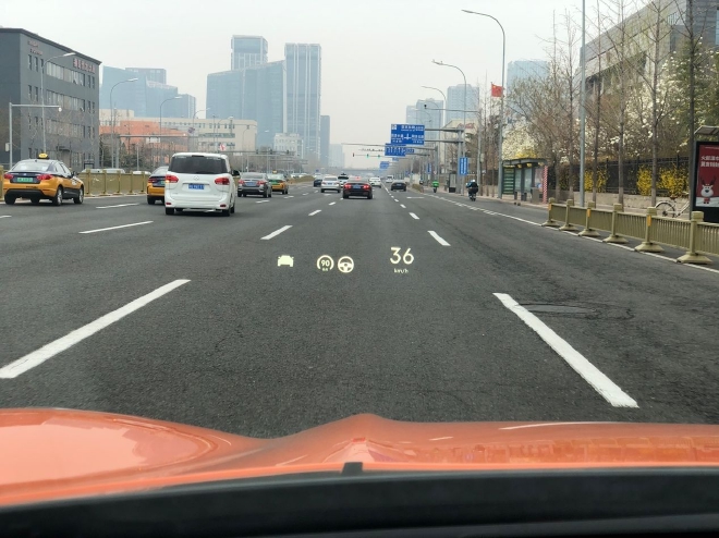 兼顾豪华与操控 试驾2023款极氪001 YOU版