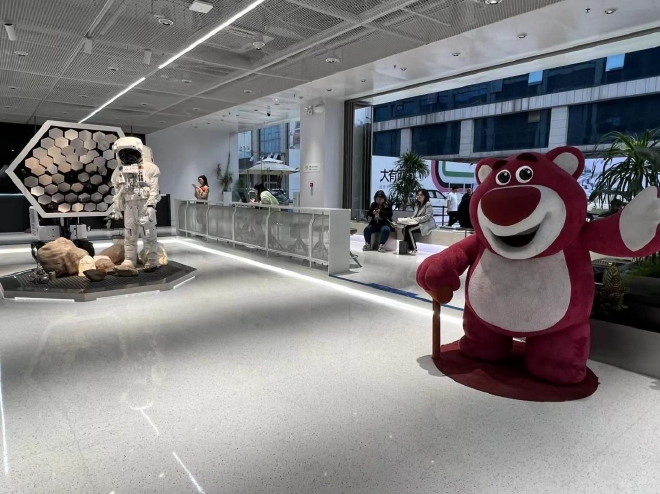 被低估的五菱，正在小城中打造新标准