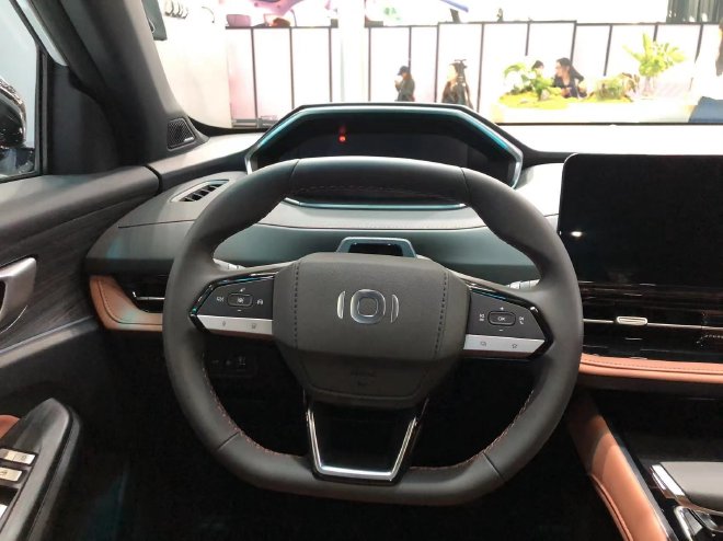 2023广州车展探馆：体验长安启源家族三款车型