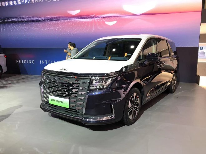 2023广州车展探馆：抢先体验瑞风RF8