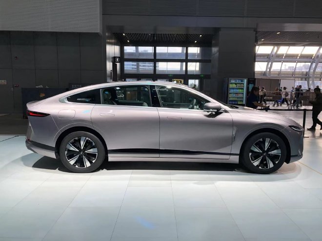 2023广州车展探馆：体验长安启源家族三款车型