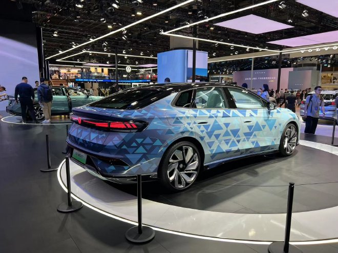 2023广州车展：上汽大众携ID.BUZZ/ ID.NEXT/24款ID.3亮相