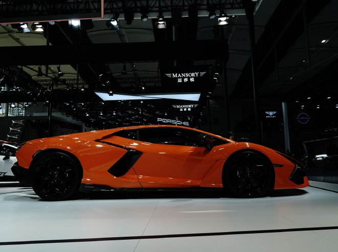 2023广州车展：兰博基尼三车齐亮相