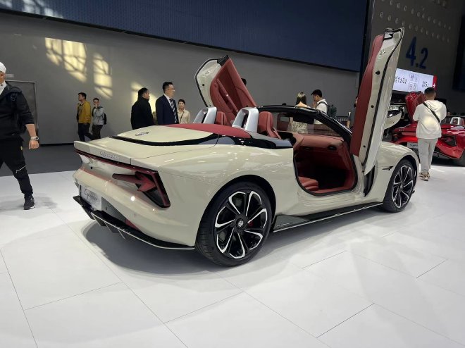 2023广州车展：MG6 X-LINE上市/MG Cyberster特别版亮相