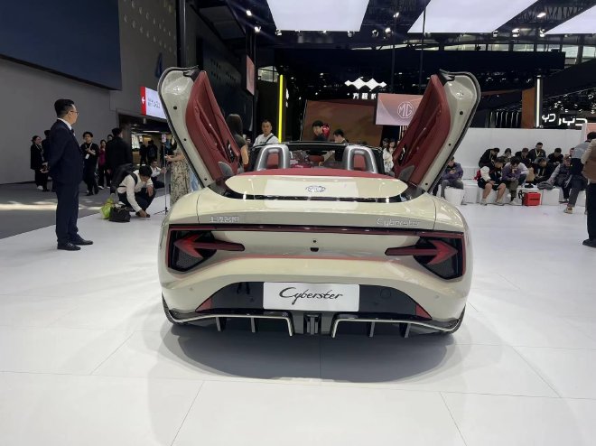 2023广州车展：MG6 X-LINE上市/MG Cyberster特别版亮相