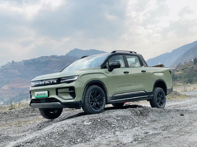 解锁一台纯电皮卡的全新打开方式 试驾吉利雷达地平线