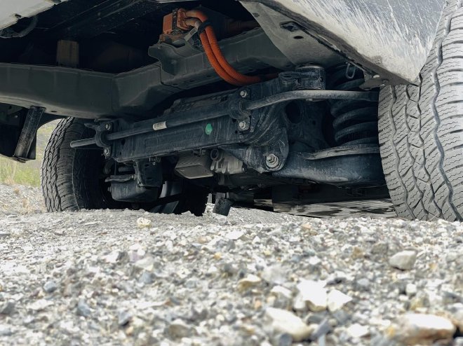 解锁一台纯电皮卡的全新打开方式 试驾吉利雷达地平线