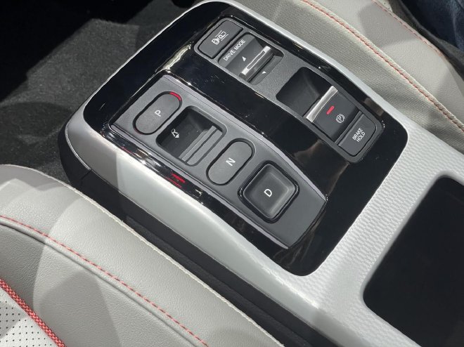 2024北京车展：本田e：NP2正式发售 e：NS2公布预售价格