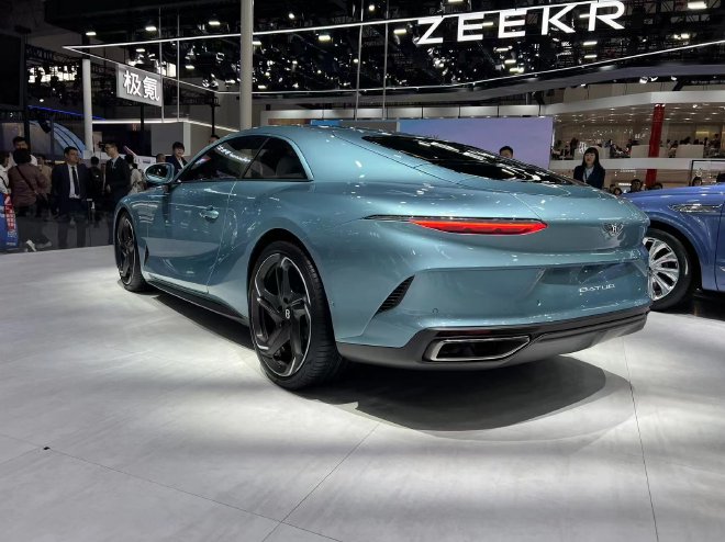 2024北京车展：宾利BATUR全球首发亮相