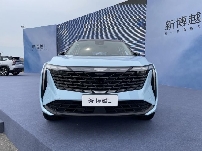 吉利新博越L上市 售价11.57-14.97万元