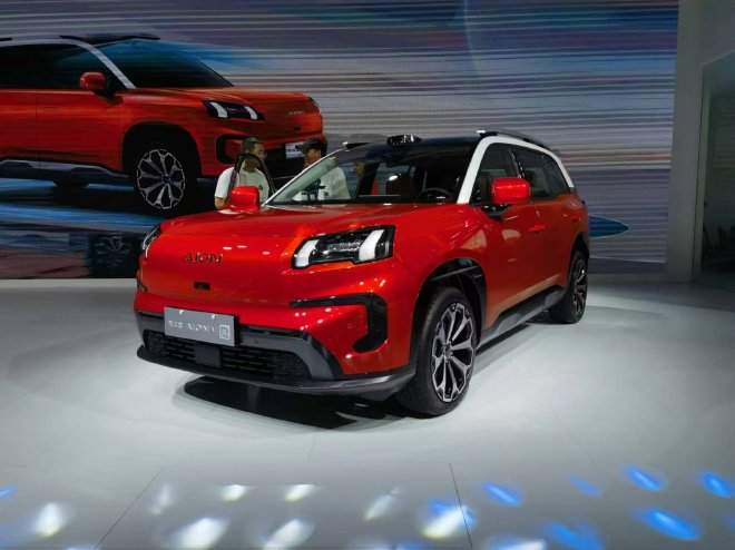 2024成都车展：第二代AION V激光雷达版上市