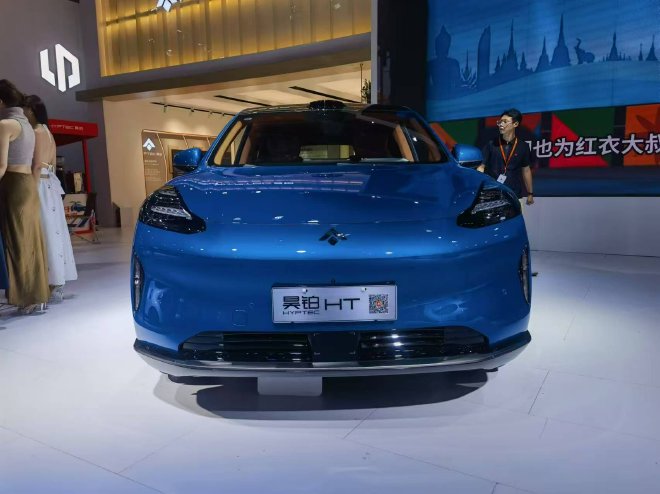 2024成都车展：2024款昊铂HT鸥翼版成都地区首次交付