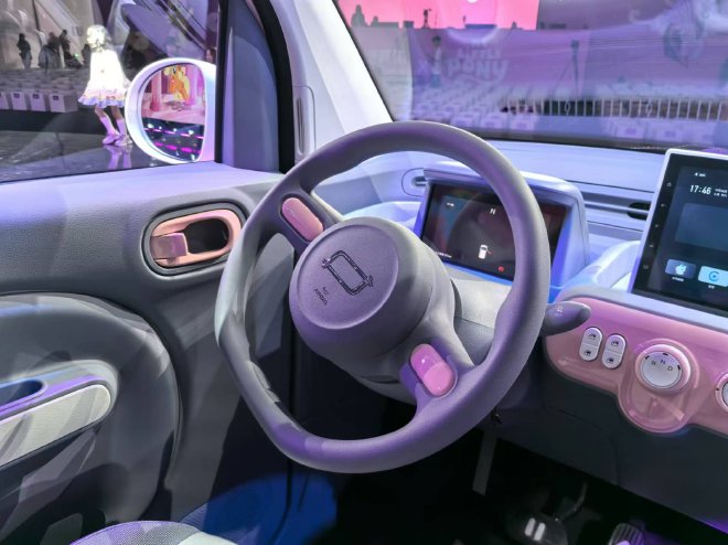 奔腾小马长续航版上市 售价3.69-3.99万元