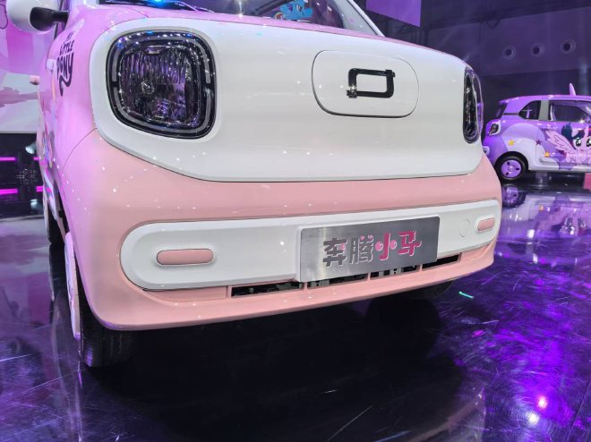 奔腾小马长续航版上市 售价3.69-3.99万元