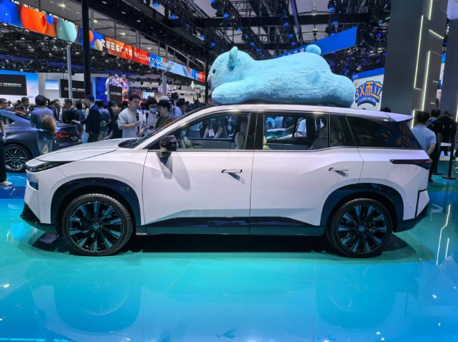 2024广州车展：广汽丰田铂智3X正式亮相