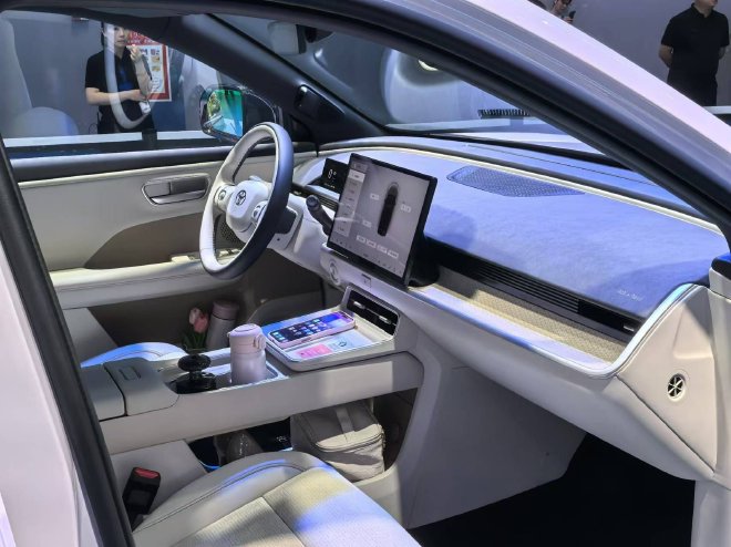 2024广州车展：广汽丰田铂智3X正式亮相