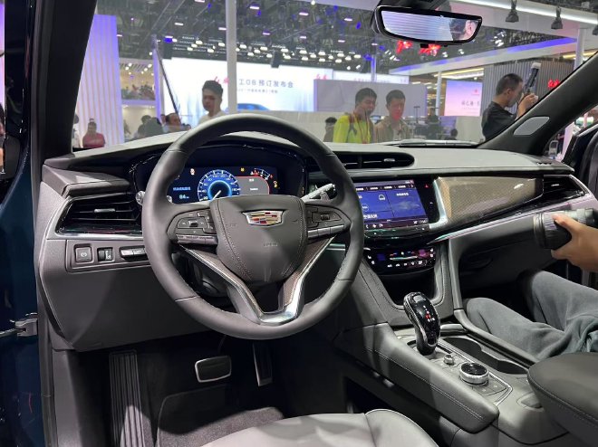 2024广州车展：全新凯迪拉克XT6上市