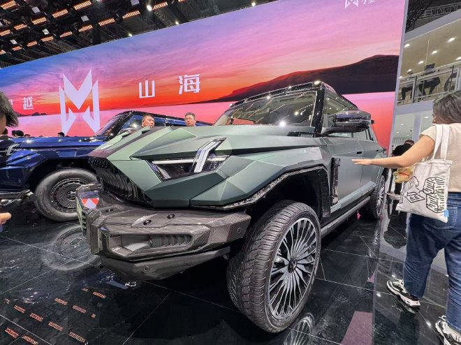 2025上海车展：蛟龙战甲上市