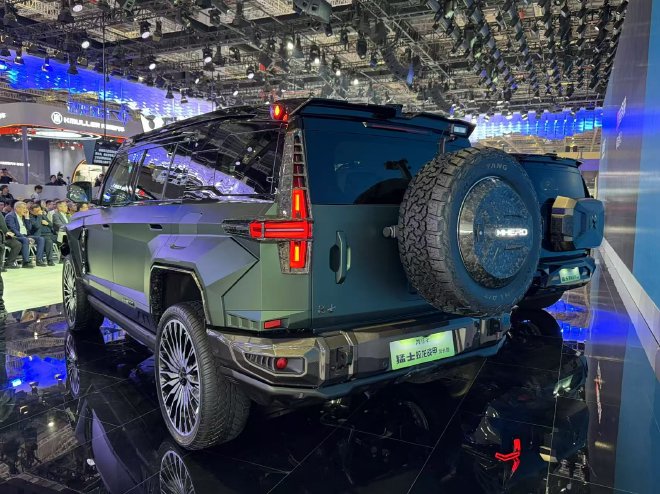 2025上海车展：蛟龙战甲上市