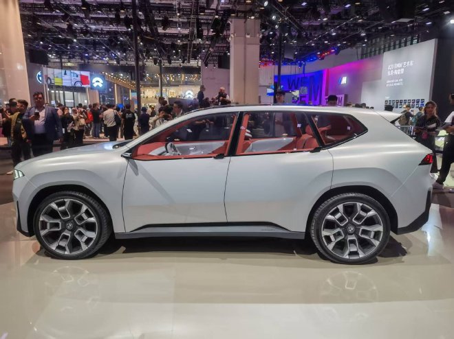 2025上海车展：宝马品牌多款新车集中亮相