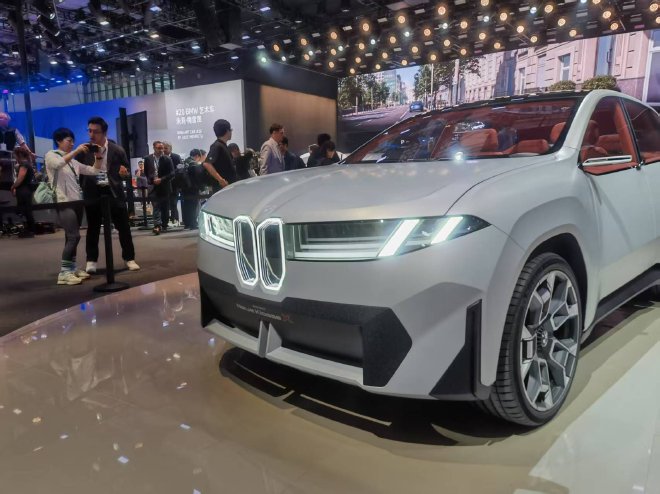 2025上海车展：宝马品牌多款新车集中亮相