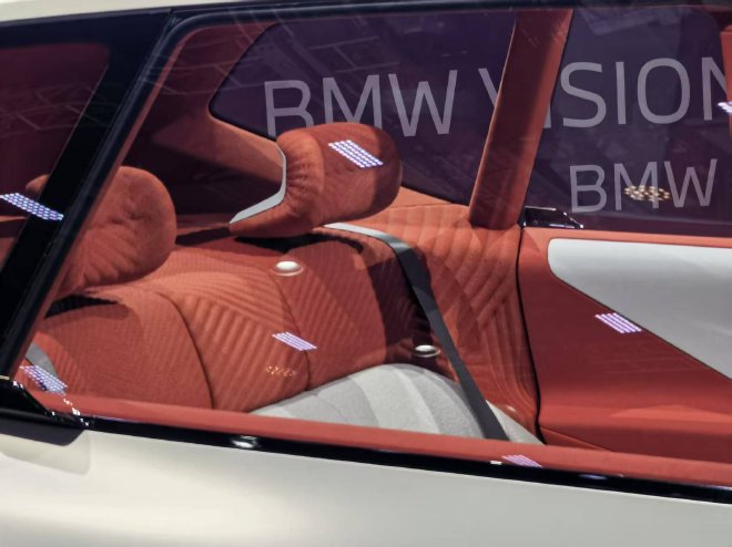 2025上海车展：宝马品牌多款新车集中亮相