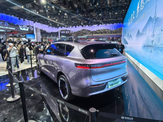 2025上海车展：岚图FREE+正式亮相