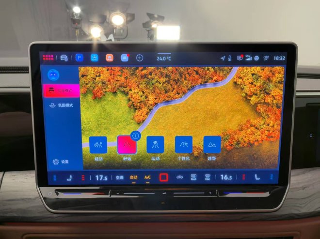 外观内饰再升级 静态体验一汽-大众全新揽境