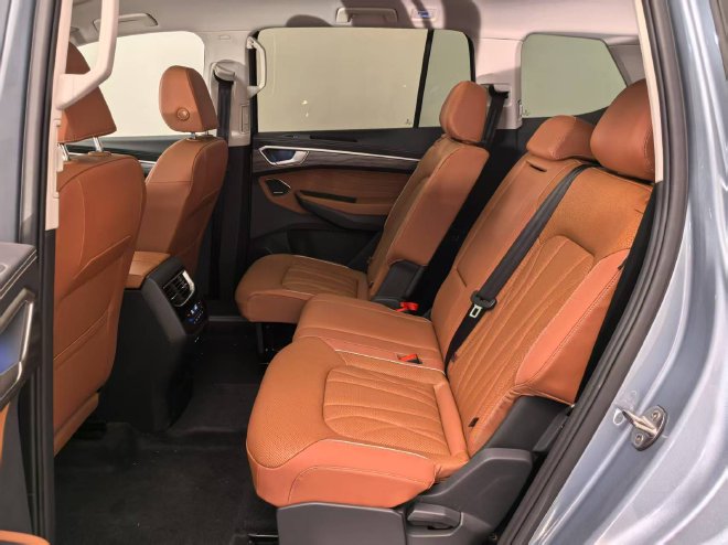 外观内饰再升级 静态体验一汽-大众全新揽境