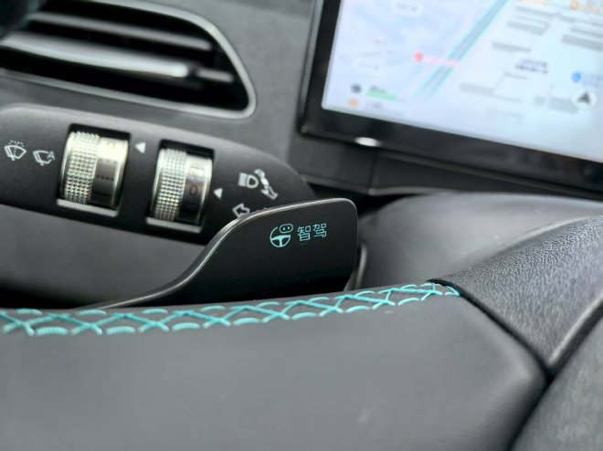 时尚潮品新选择 实拍比亚迪海豹06DM-i旅行版