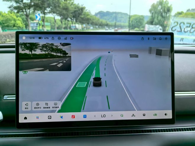 经典车型再升级 抢先试驾零跑全新C11增程版